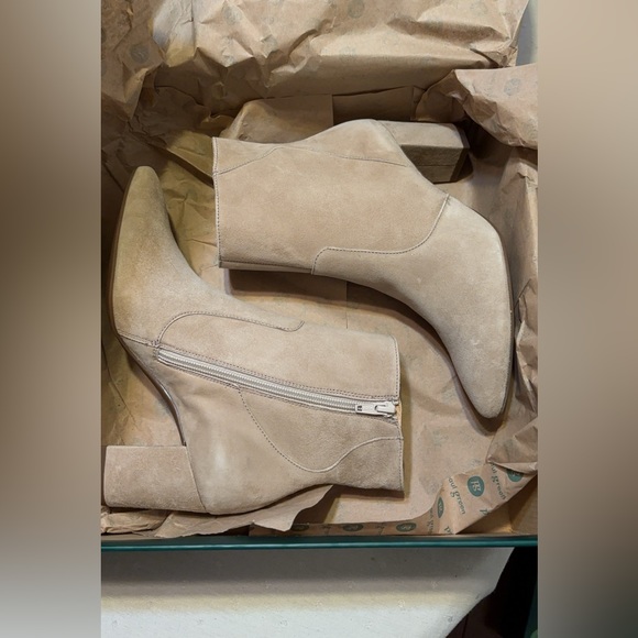 Pointed Toe Bootie
Never Worn, in Box - Picture 14 of 14